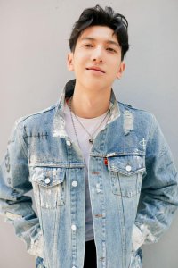 ​完颜洛绒，完颜洛绒个人资料(完颜洛绒全名)