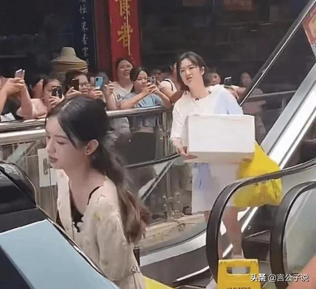真实身高158厘米的女明星（5位“圆脸显胖”的女星）