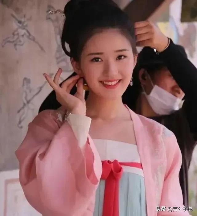 真实身高158厘米的女明星（5位“圆脸显胖”的女星）