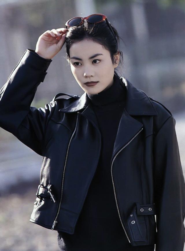 王菲经历过三段婚姻 沧桑王菲两次离婚(15)