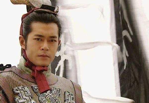 杨幂古装剧《宫》（杨幂的宫在这三部穿越剧鼻祖面前弱爆了）(12)