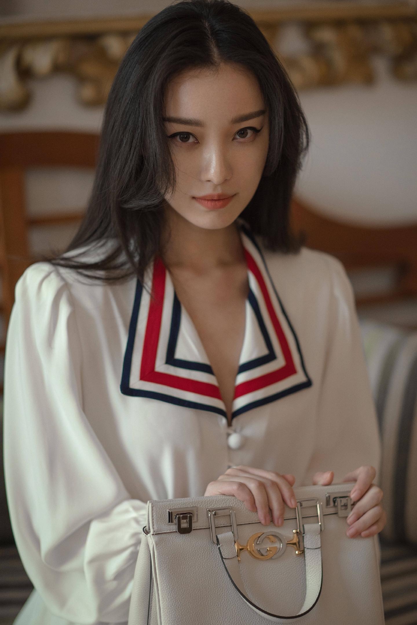 女明星素颜照和化妆对比照（明星素颜化妆大对比