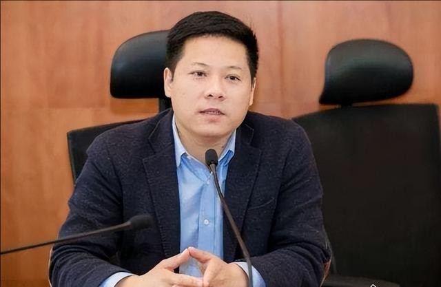 朱军被央视除名真相（从央视主持到突然隐退的朱军）