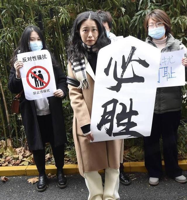 朱军被央视除名真相（从央视主持到突然隐退的朱军）