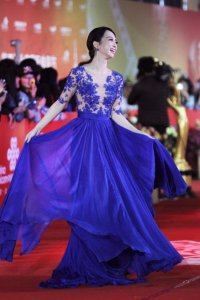 ​主持人李蜜身高