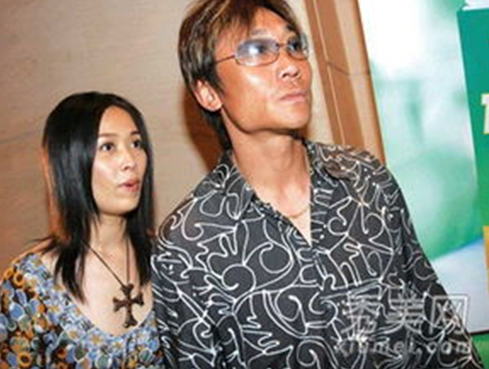 那英老公孟桐结婚照和女儿资料曝光 那英前任老公高峰死因现状揭