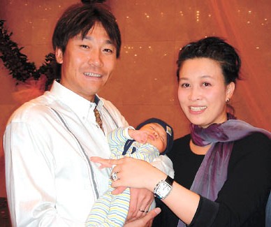 那英老公孟桐结婚照和女儿资料曝光 那英前任老公高峰死因现状揭
