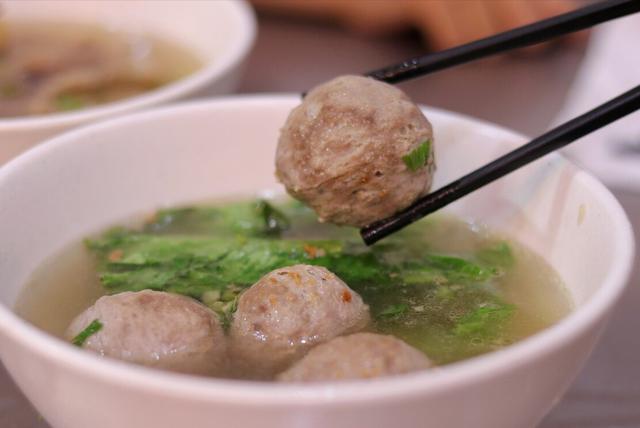 正宗牛肉丸制作配方（自制牛肉丸用料足无添加）(8)