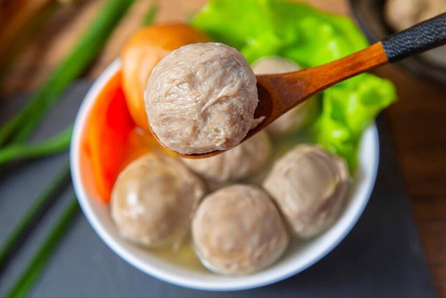正宗牛肉丸制作配方（自制牛肉丸用料足无添加）(3)