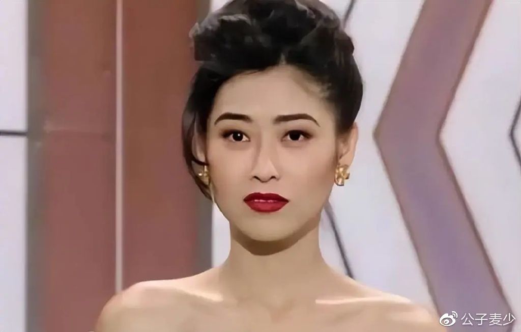“一脱成名”的叶玉卿：风月片第一人，论性感邱淑贞不如她
