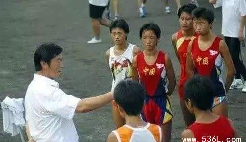 如何评价马俊仁现状和当年的马家军？