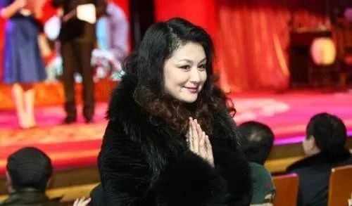 于月仙：姐夫是赵本山，一生把爱都给了弟弟，50岁去世无儿无女