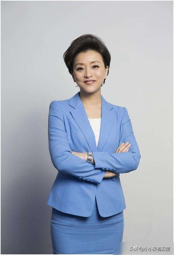 杨澜简介个人资料（杨澜：我不算漂亮，但也不丑，我觉得自己挺有气质的，杨澜近照）