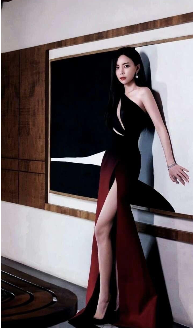 于文文个人资料简介 ——文静中的性感之美