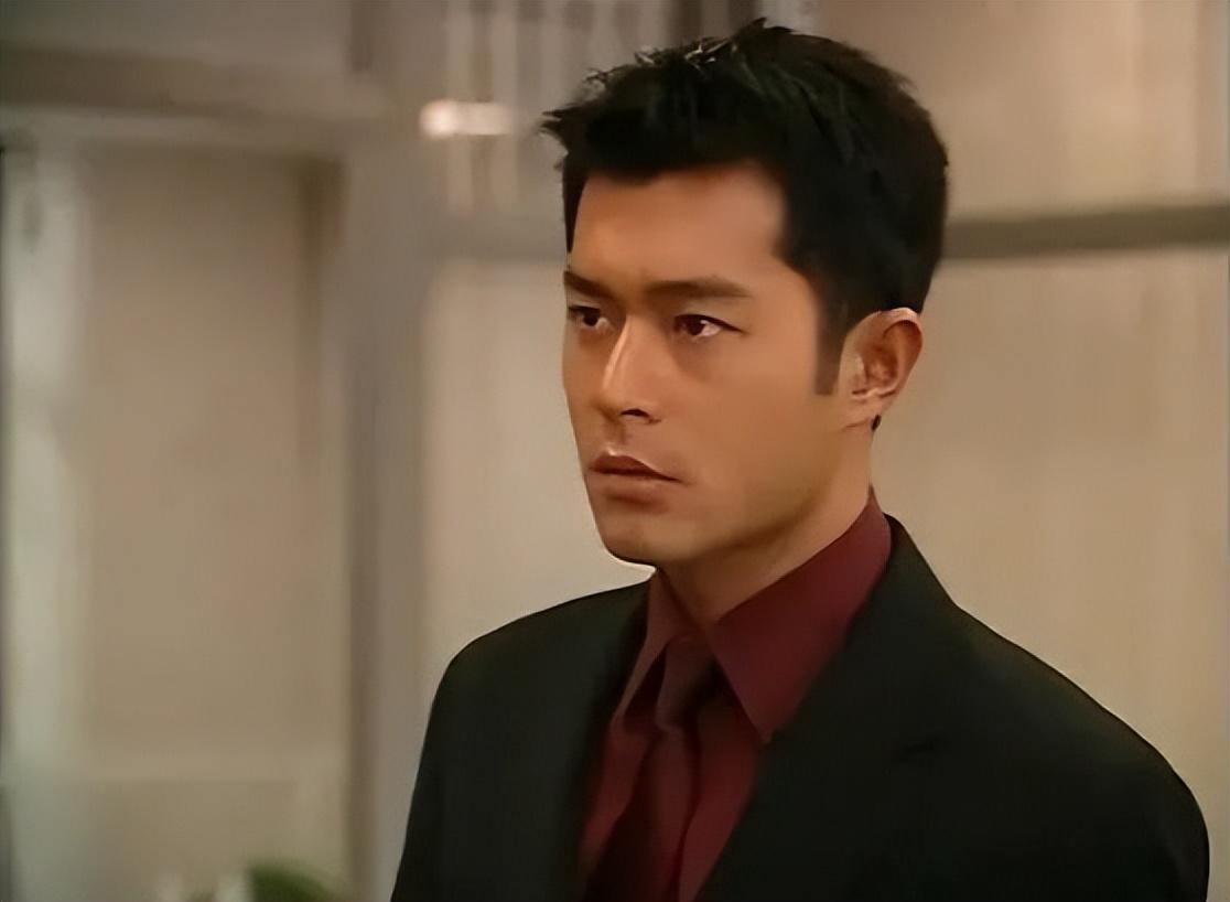 古天乐个人资料介绍 ，只有一个公开的女友，情史简单到粉丝都为他担心