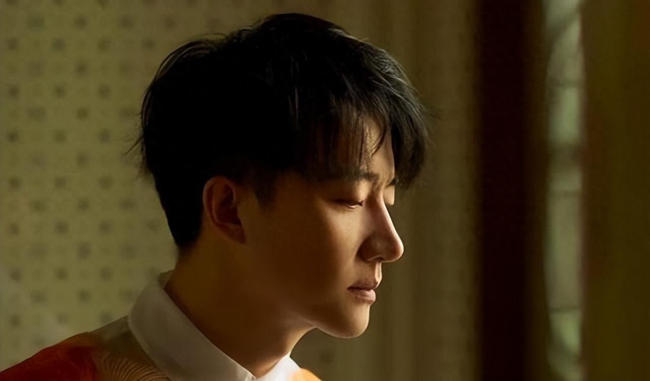 不演戏就“消失”的黄轩个人资料，是娱乐圈“独一无二”的存在