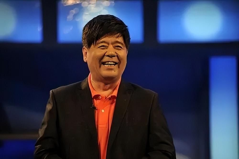 王洁实个人资料（歌唱家王洁实：我这辈子最正确的决定，就是娶了一个运输女工为妻）