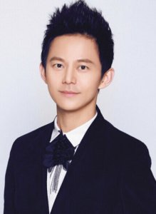 ​何炅个人资料不为人知神秘家世秘闻