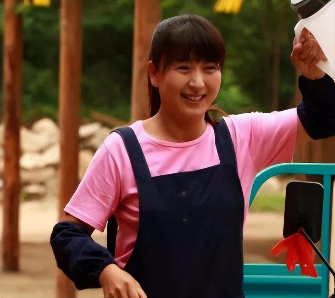 闫学晶的老公是谁(“二人转女王”闫学晶：两段婚姻三个孩子，两任丈夫都是二婚)