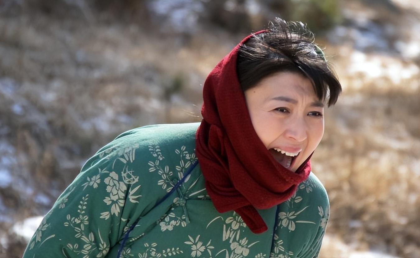 闫学晶的老公是谁(“二人转女王”闫学晶：两段婚姻三个孩子，两任丈夫都是二婚)