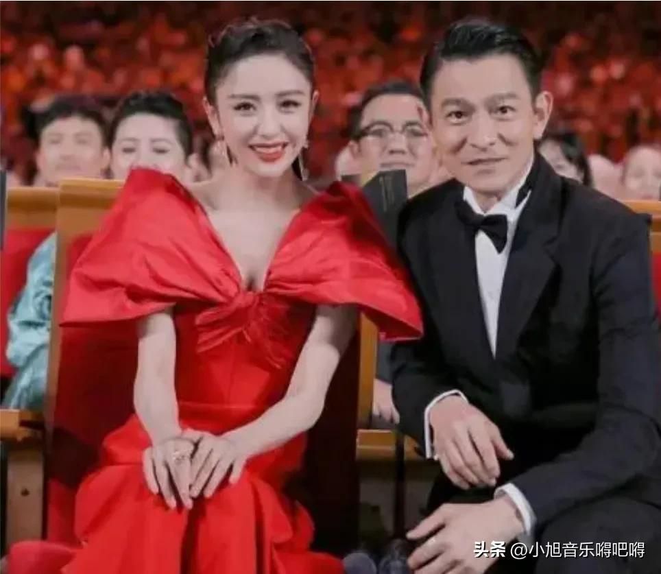 从出道至今依然无法超越的刘德华，为什么能火40年？