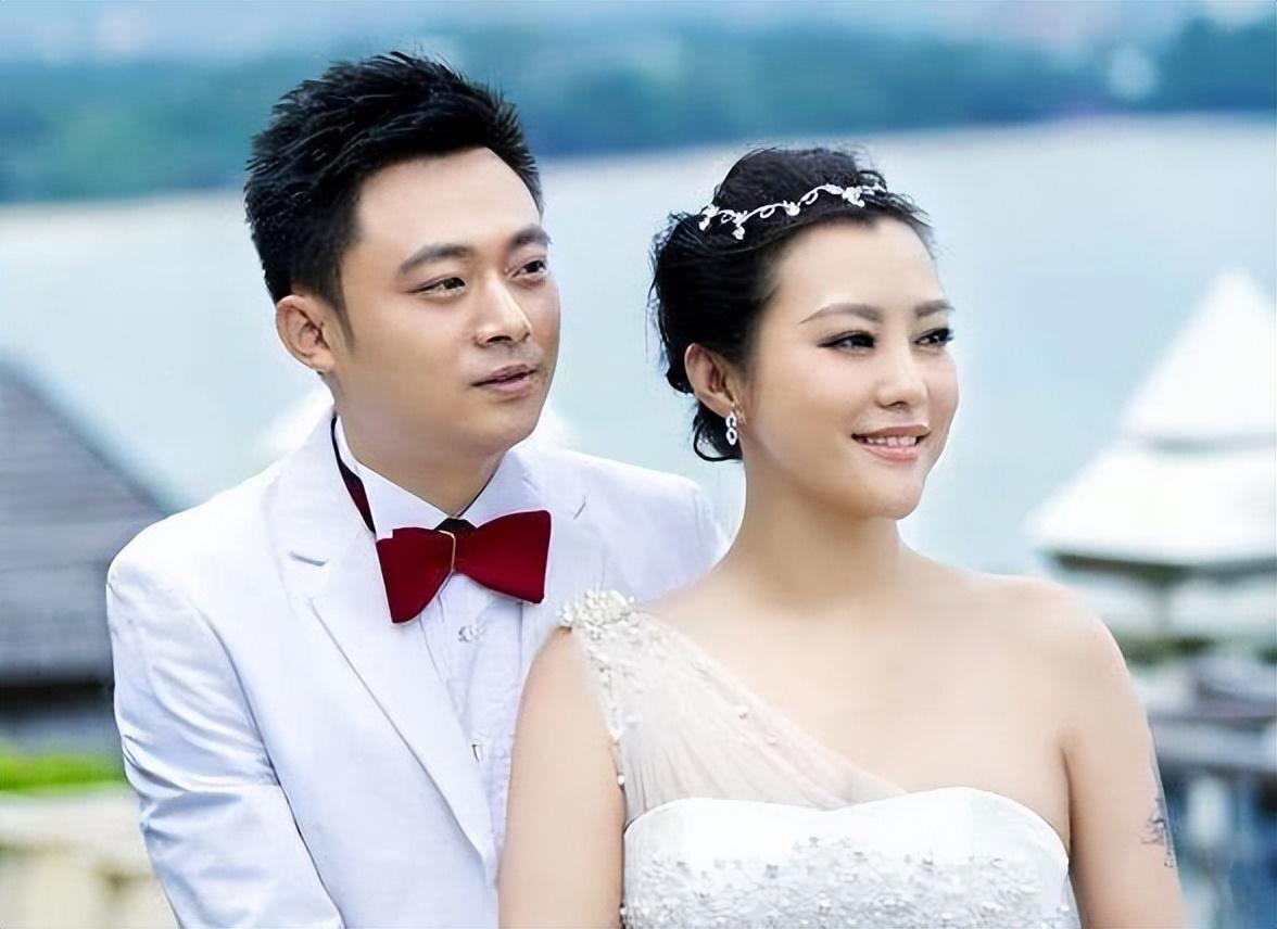 演员郝蕾：二婚嫁圈外老公刘烨，生下双胞胎，离异后生活状况如何