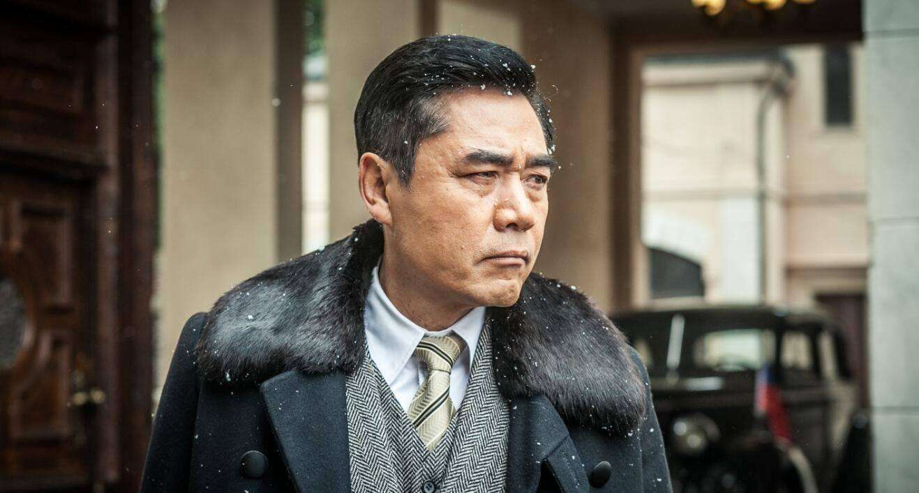 与初恋恩爱41年的老戏骨陈宝国，如今最大心病就是不火的演员儿子