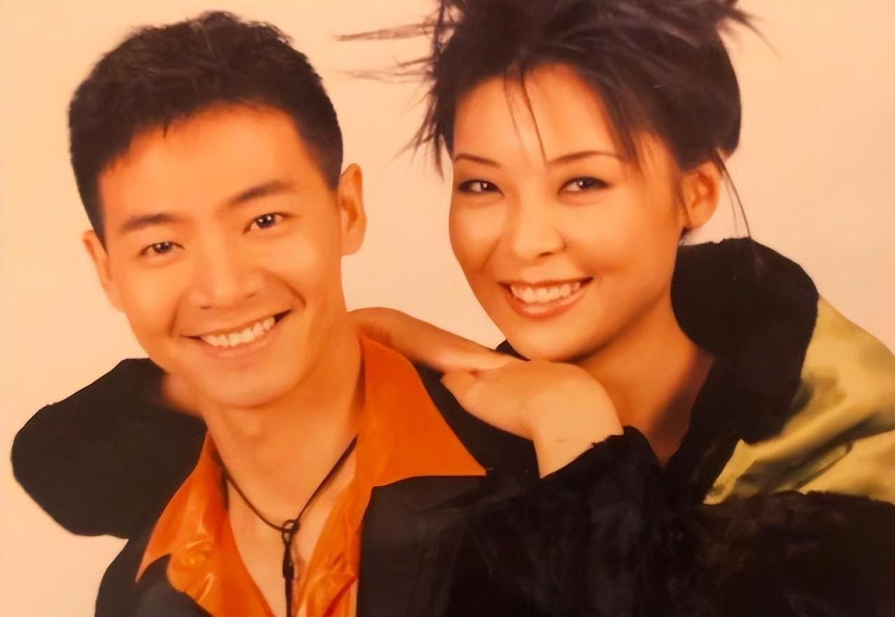 柯蓝：开国元勋后裔，被言活不过38岁，几度情伤的她，却一生潇洒