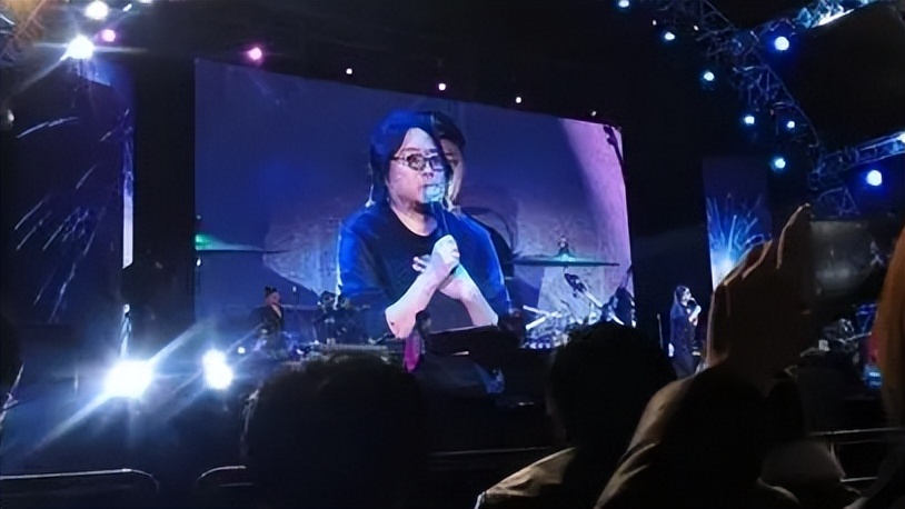 “民族摇滚乐女王”谭维维：错失超女冠军后，用12年完成了蜕变