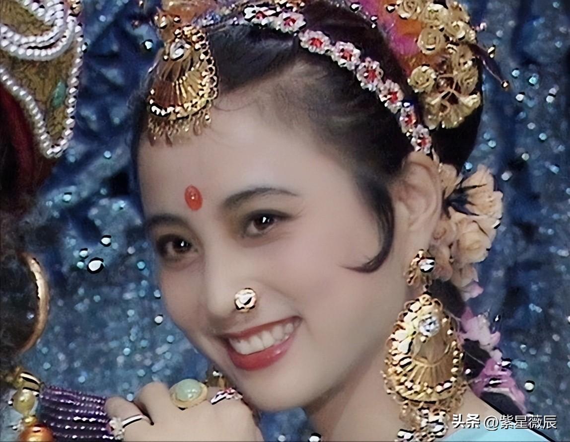 和丈夫离婚后嫁给犹太人的李玲玉，过着AA制生活，却直言很享受