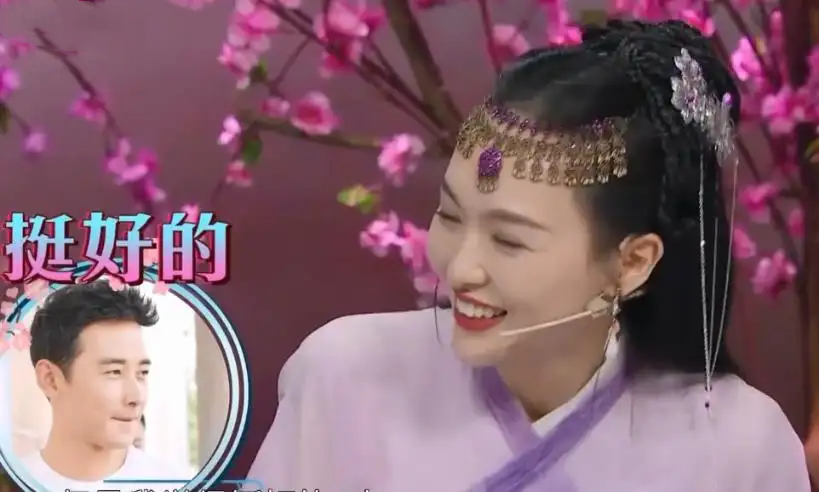 曾被成龙提携英皇力捧的白冰，如今成为单身妈妈，她经历了什么？