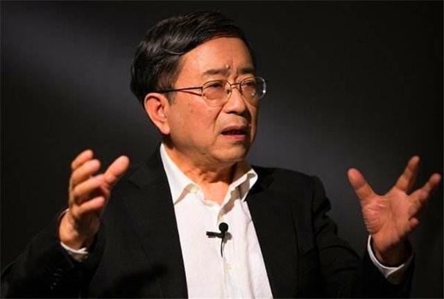 余秋雨：糟糠之妻打工赚钱养家，大红之后被抛弃，娶“唐僧母亲”