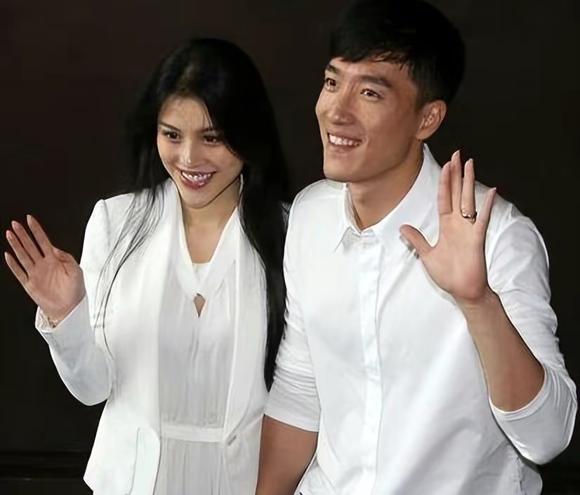 世界冠军刘翔：我创造了亚洲的奇迹，却洗不掉人生那个“污点”