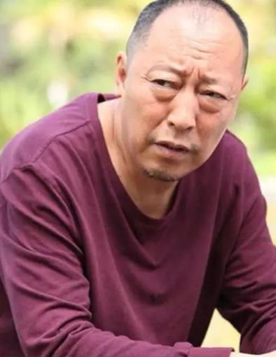 倪大红：娶倪萍妹妹当老婆，结婚三十多年无绯闻，成功离不开妻子