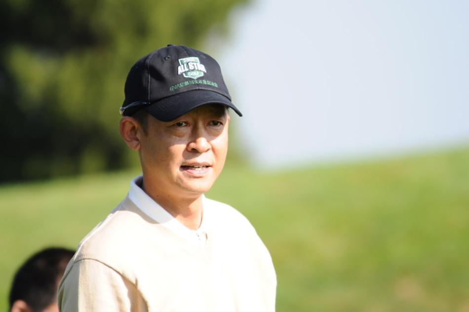 曾因丑拍戏一半被导演辞退的王志文，如今却成一代“风流”视帝