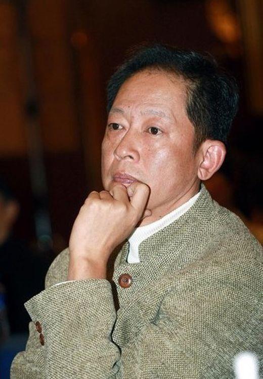曾因丑拍戏一半被导演辞退的王志文，如今却成一代“风流”视帝