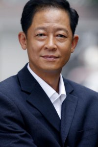 ​曾因丑拍戏一半被导演辞退的王志文，如今却成一代“风流”视帝