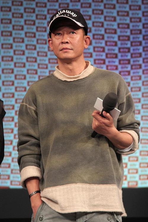 曾因丑拍戏一半被导演辞退的王志文，如今却成一代“风流”视帝