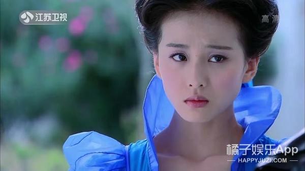 粉丝手撕工作室？唐嫣只参加品牌活动不拍戏，85花就她没事业心？