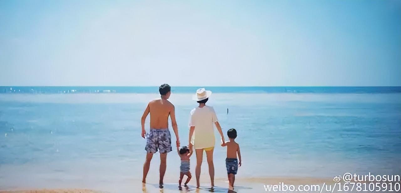 明星孙俪晒隶书千字文，一手好书法惹网友赞：被演员耽误的书法家