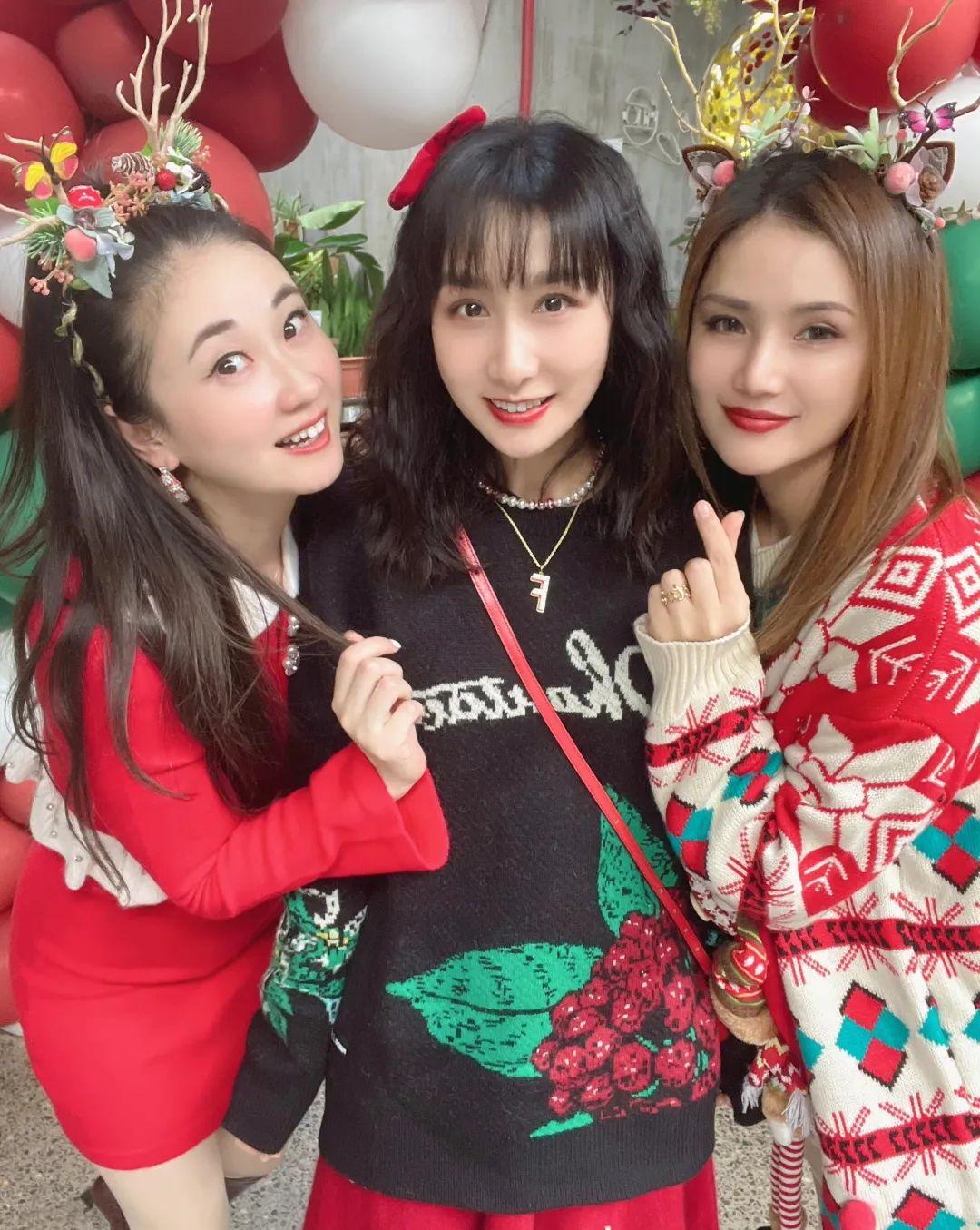 雷佳音荣获“最佳男演员”，荣誉的背后，离不开老婆翟煦飞的支持