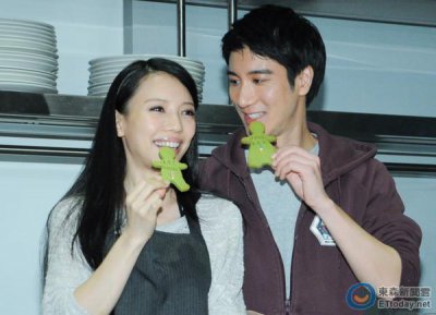 ​王力宏爱妻李靓蕾怀二胎 李靓蕾个人资料家庭背景怀孕大肚照片