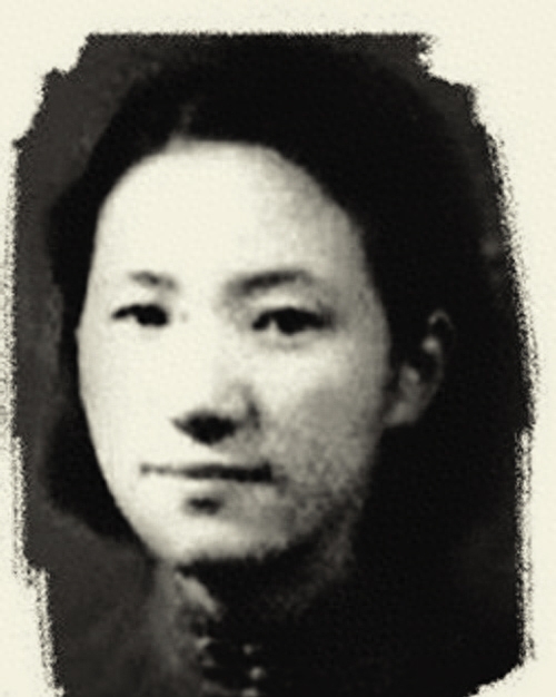 日伪时期和张爱玲齐名的女作家，离婚后作了汉奸的小秘，晚景凄凉