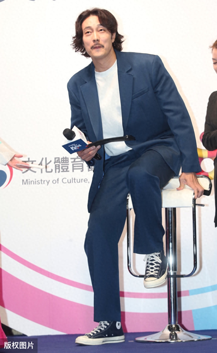 苏志燮赵恩静官宣结婚，两人相差17岁却被赞般配，皆因人气对等？