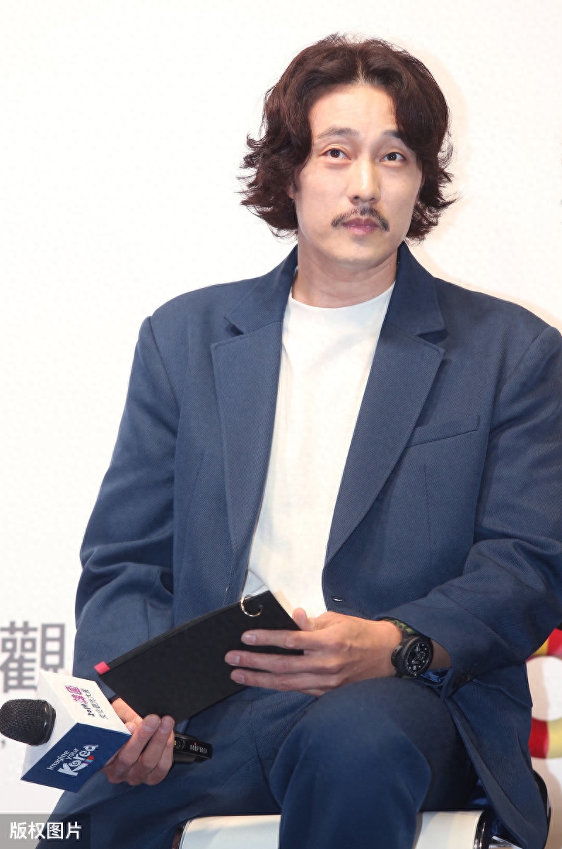 苏志燮赵恩静官宣结婚，两人相差17岁却被赞般配，皆因人气对等？
