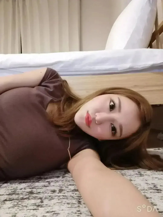 标准维密身材的若菜奈央日常美照，东京都的茉莉花！
