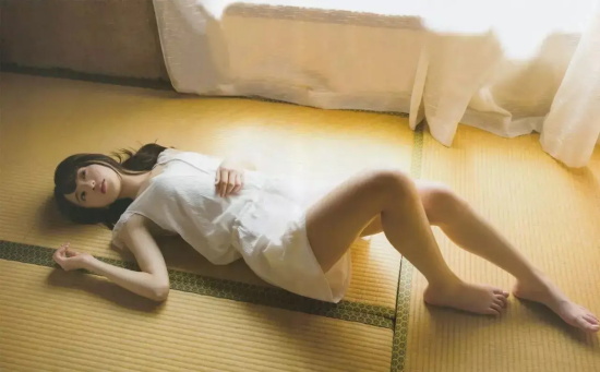 “被神选中的美少女”斋藤飞鸟，世界上脸最小的女人