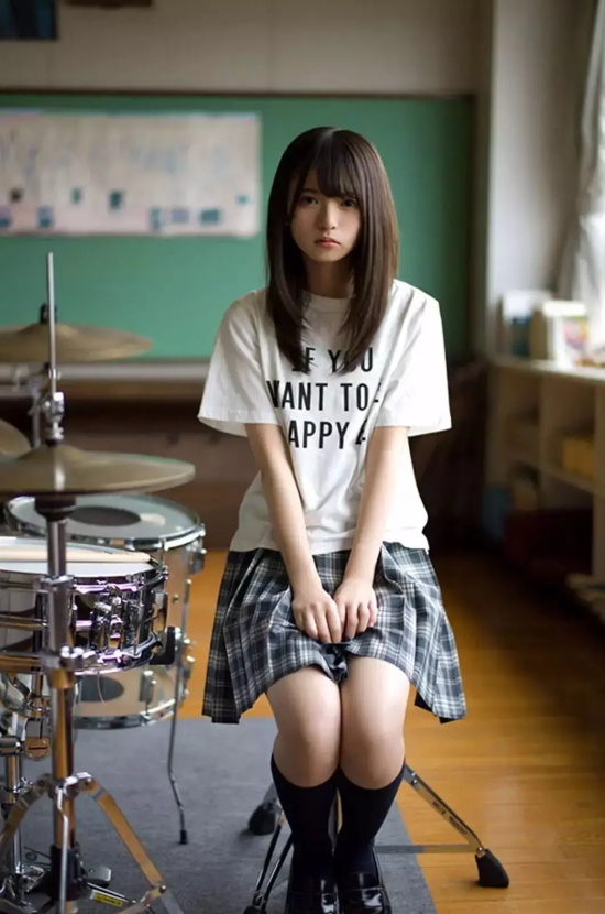 “被神选中的美少女”斋藤飞鸟，世界上脸最小的女人