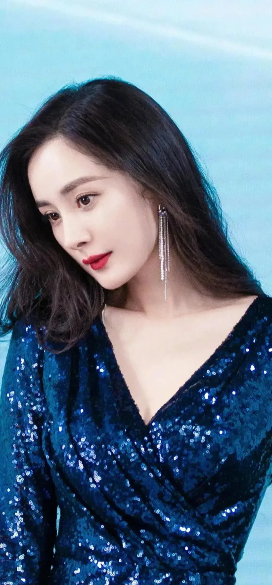 美女明星杨幂：韵味美图写真合集欣赏，依旧风姿绰约,明艳动人