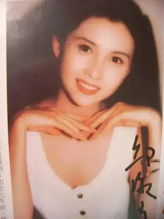 童年女神邱淑贞，早期性感美艳写真和经典剧照图片分享